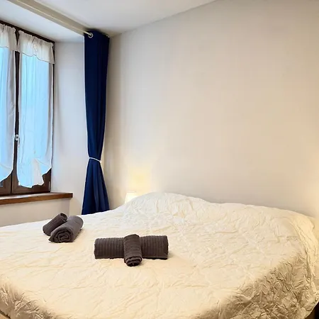 La Casa In Piazza - Apartamento Edolo